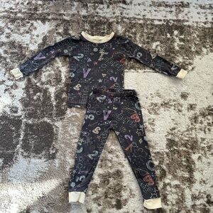 Burt’s Bees Pajama Set